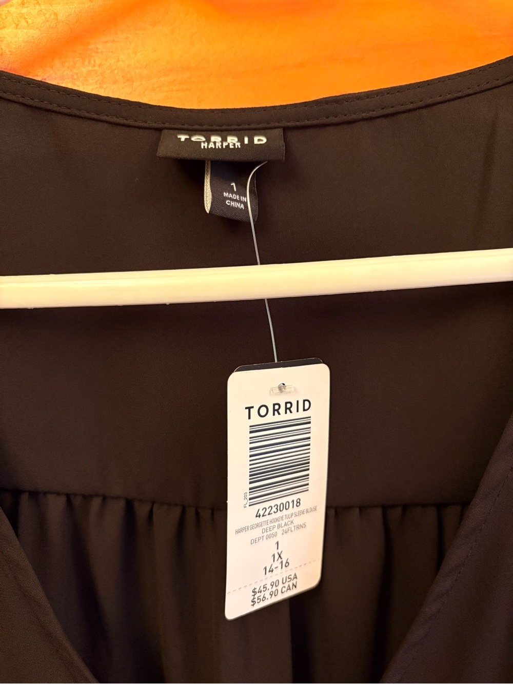 torrid Black V-Neck Flutter Sleeve Top - Picture 2 of 6